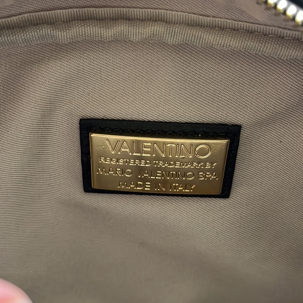 VALENTINO PURSE - Picture 4 of 5